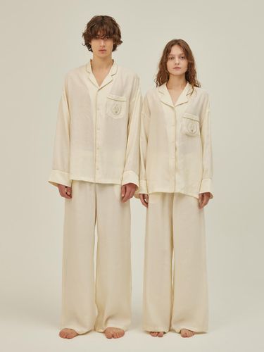 CLASSIC PAJAMA COUPLE SET_Light Beige - atempo - Modalova