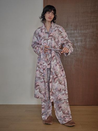 CLASSIC LONG ROBE_Marble Pink - atempo - Modalova