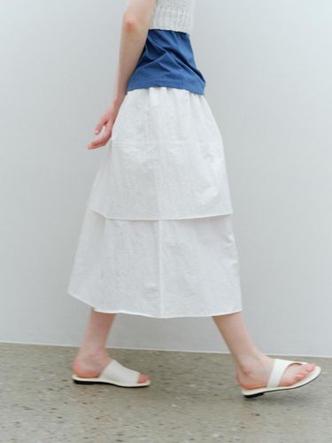 Layered banding skirt (white) - tetu - Modalova