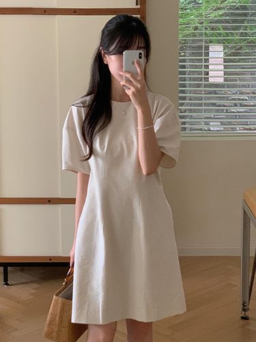 LUME LINEN VOLUME DRESS_LIGHT BEIGE - octette - Modalova