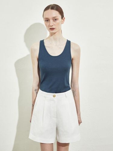 PLEATS LINEN HALF PANTS_WHITE - RIDIFI - Modalova