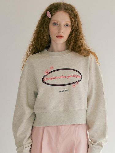 Lace Crop Logo Sweatshirt - MORE THAN LIKE - Modalova