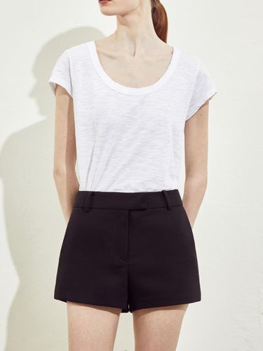 LOW WAIST SHORT PANTS_BLACK - RIDIFI - Modalova