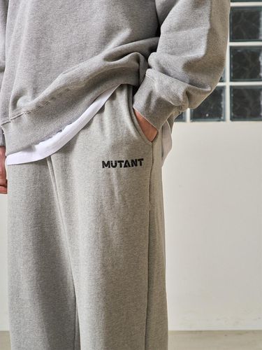 BASIC WIDE SWEAT PANTS (GREY) - MUTZ - Modalova