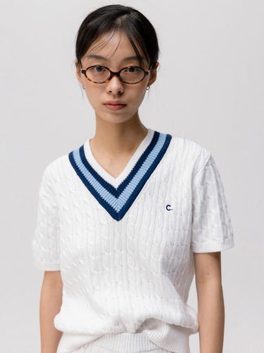 Trim Stripe Cable V-neck Knit (White) - CLOVE - Modalova