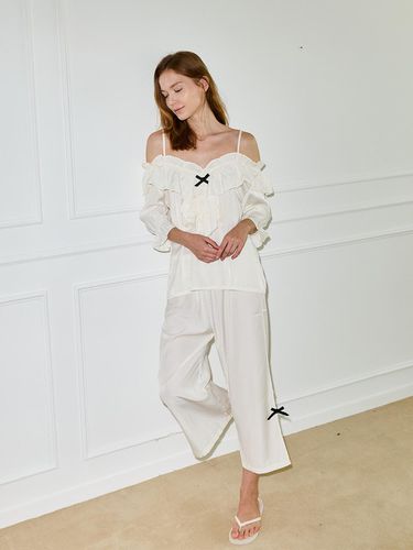 MJ_Off-the-shoulder bow pajamas - Melanie Joy - Modalova