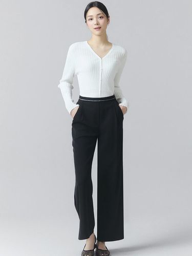 It MICHAA Banding Tuck Pants ITO7YPT720 (BLACK) - itMICHAA - Modalova