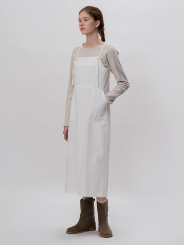 Eyelet Strap Dress (White) - THE MITTEN - Modalova