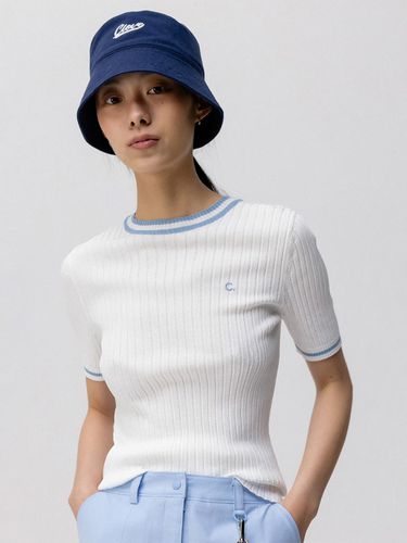 Slim Round neck Knit (White) - CLOVE - Modalova