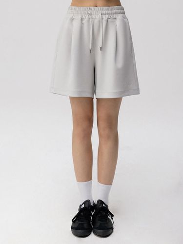 Sporty Short Pants (Light Grey) - CLOVE - Modalova