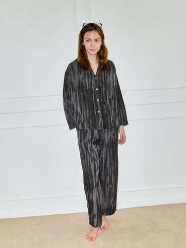 MJ_Collar striped charcoal pajamas - Melanie Joy - Modalova