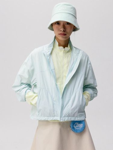 Light Short Windbreaker (Sky Blue) - CLOVE - Modalova