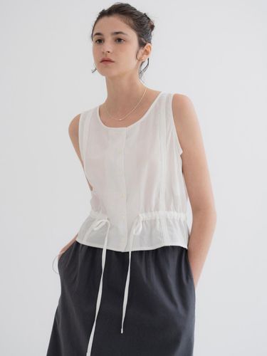 String Blouse (White) - THE MITTEN - Modalova