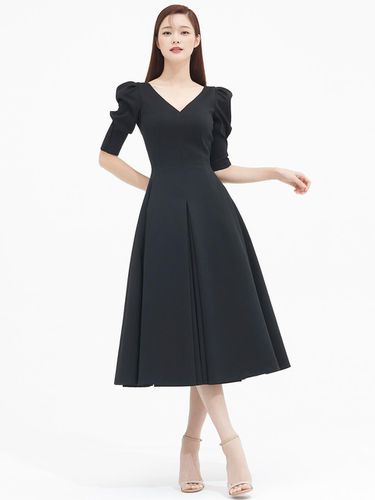 V NECKLINE FLARE DRESS - BLACK - AVOUAVOU - Modalova