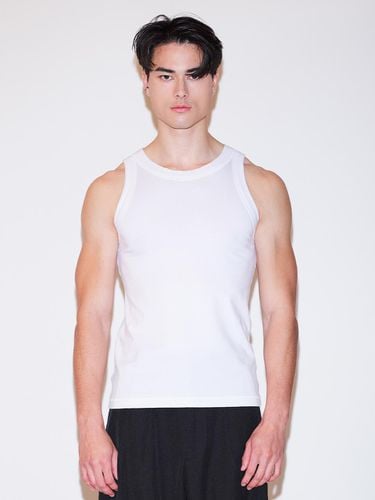 Scoop Neck Ribbed Tank White - FINSDRUCK - Modalova