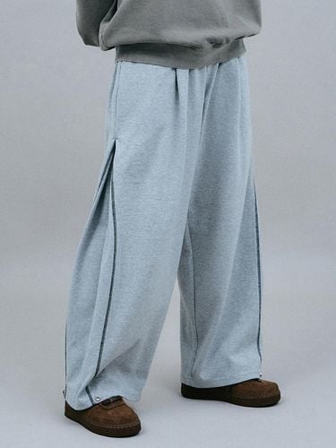 Line Snap Sweatpants Gray - GAKKAI UNIONS - Modalova