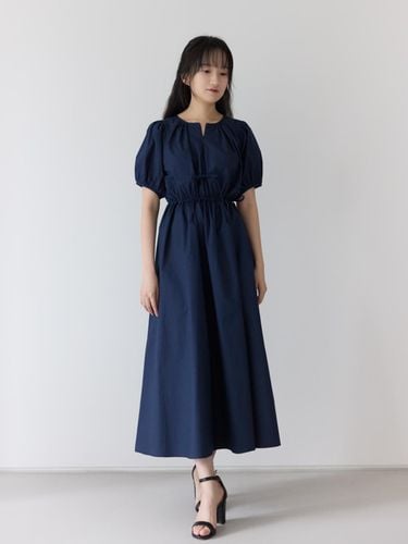 Marina Shirring dress_Navy - COLIZET - Modalova