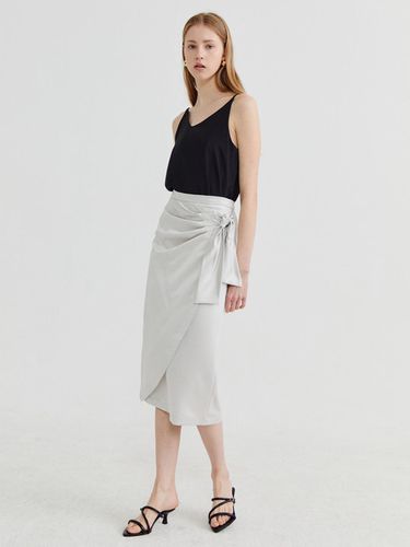 Tulip Wrap Skirt white - Recur,ecur - Modalova