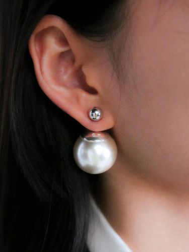 Mm Faux Pearl Earrings - Baked Alaska - Modalova