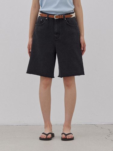 OUSTO BLACK DENIM SHORTS - MangoManyPlease - Modalova