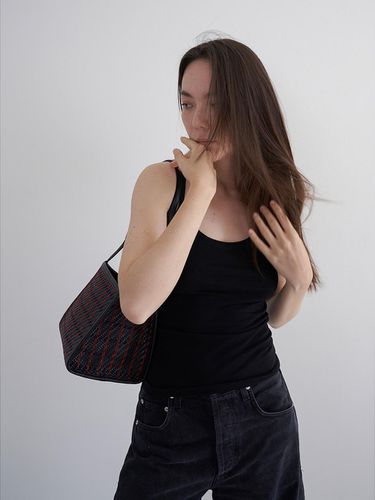 Weaving Bag Black & Red - KWANI - Modalova