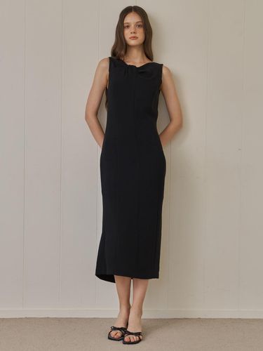 DRAPING NECK DRESS_BK - flove - Modalova