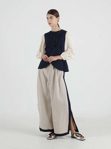 CORIN Trousers - Beige - GAYEON LEE - Modalova