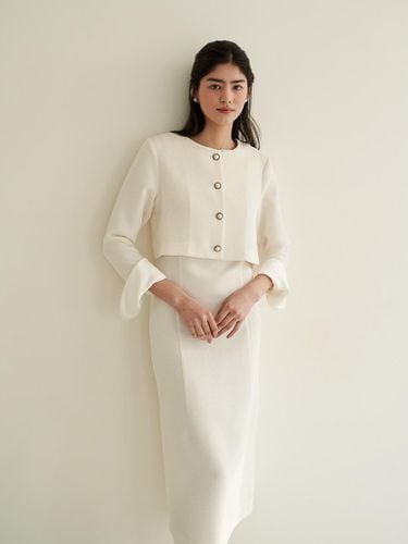 ELLE JACKET SET UP_WHITE - flove - Modalova