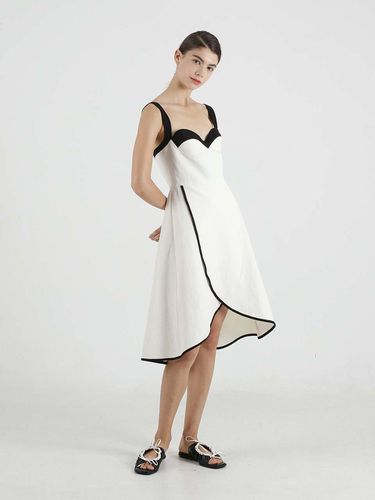 FAYE Dress - White - GAYEON LEE - Modalova