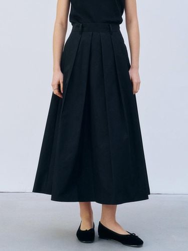 Sagan Pleats Midi Skirt (BLACK) - TRWA - Modalova