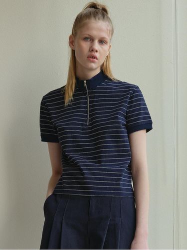 Chloe Semi Zip-Up Stripe T-shirt (NAVY) - TRWA - Modalova