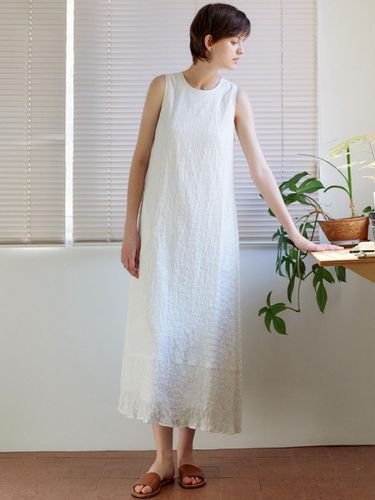 Wrinkle Long dress_beige - TRWA - Modalova