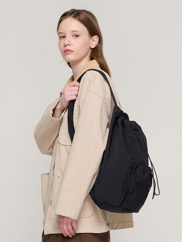 String Pocket Sling Backpack (Black) - ROIDESROIS - Modalova