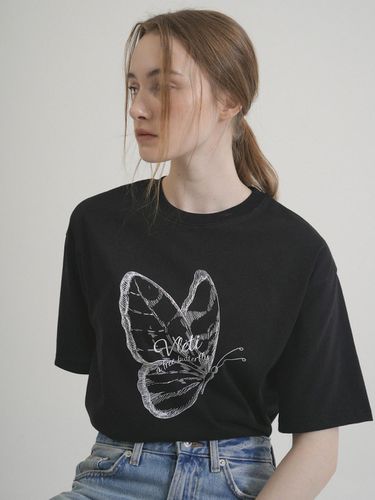 Butterfly Art Work Printing T-shirt () - VLETI - Modalova