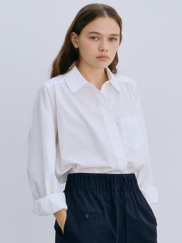 Shirring Cropped Shirt (White) - TRWA - Modalova