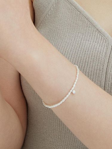 LALA J Pearl Bead Bracelet (JLJBI4BF373SW7S0) - J.ESTINA - Modalova