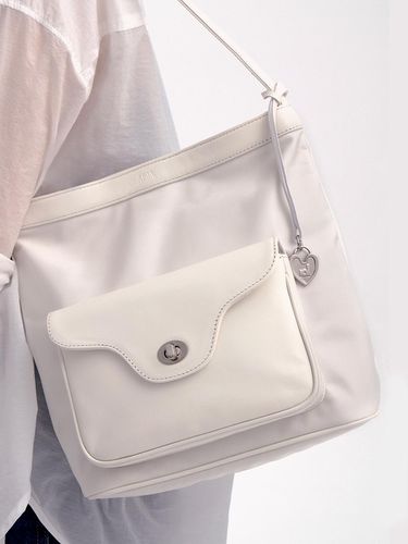 Suave Bucket Bag - APOA - Modalova