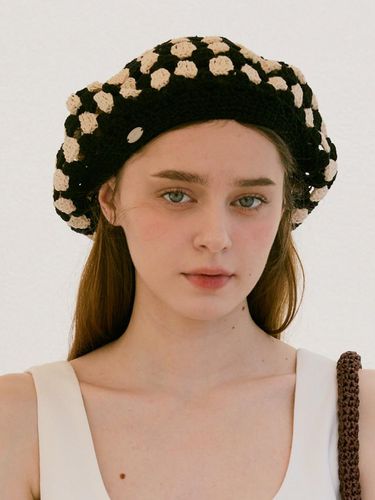 No.231 / Fruits Crochet Beret _ Cookies and Beige - Slowslowly - Modalova