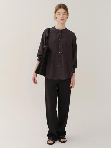 Silk Blouse Dark-Navy - KINDERSALMON - Modalova