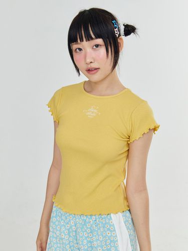 LOGO EMBROIDERY X T-SHIRT - YELLOW - ADORE BELLE - Modalova