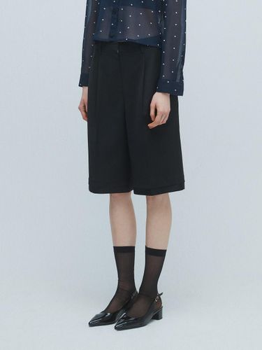 JACQUARD LAYER BERMUDA PANTS(BLACK) - EVOKE ERA - Modalova