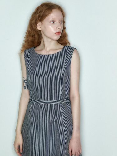 Stripe belted sleeveless dress NY_K232PSE704 - DEKAVV - Modalova