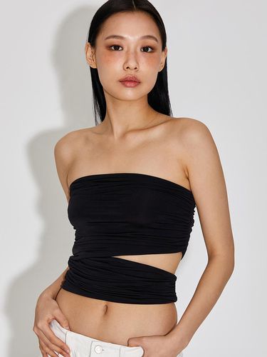 ONE SIDE CUT OUT SHIRRING TUBE TOP_T316TP121(BK) - TOPGIRL - Modalova