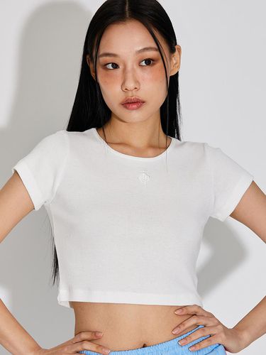 SOFT RIB CROP S/S TOP_T316TP113(OW) - TOPGIRL - Modalova