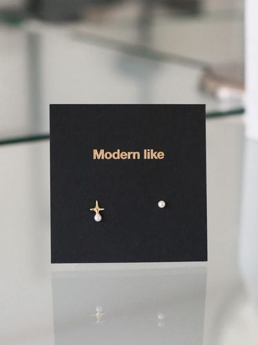 K gold night sky pearl earrings - modernlike - Modalova