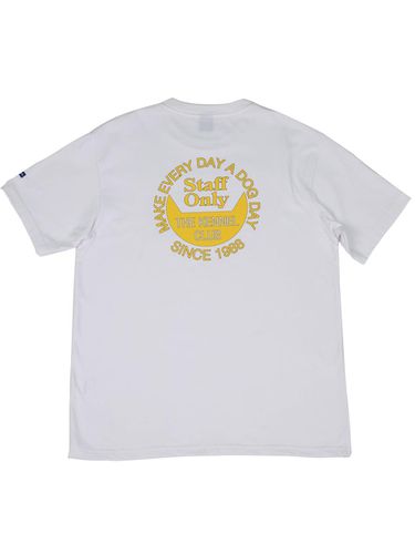 KENNEL CLUB LOGO TEE (WHITE) - STAFFONLY - Modalova