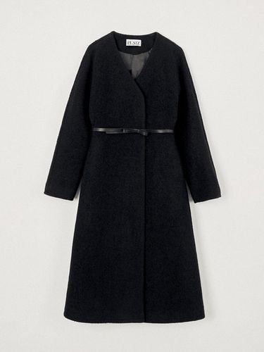 Belt V-Neck Wool Long Coat (Black) - PLATZCLASSIC - Modalova