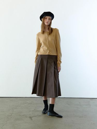 A-line pleats long skirt (brown) - tetu - Modalova