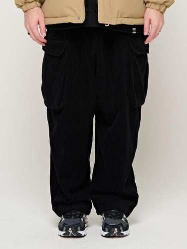 CB CORDUROY BANDING CARGO PANTS (BLACK) - CARGOBROS - Modalova