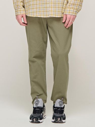 CB RELAX FIT JOGGER PANTS (LIGHT KHAKI) - CARGOBROS - Modalova